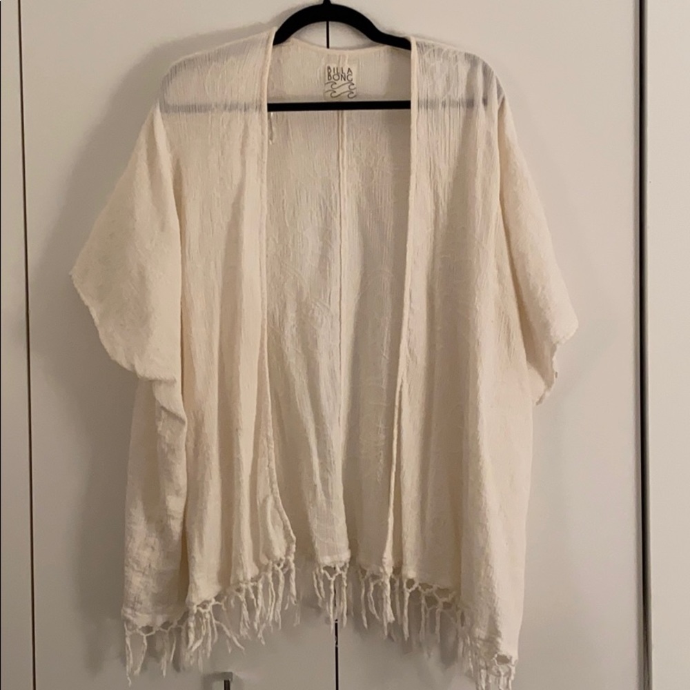 Billabong cream embroidered kimono